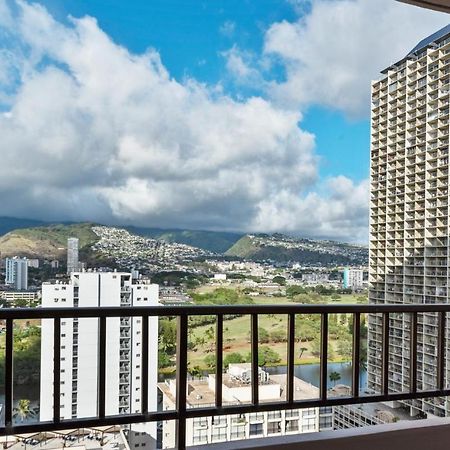 Private One Bedroom Condo, With Corporate Rental Car Savings Code Included, Free Onsite Parking Honolulu Exterior foto