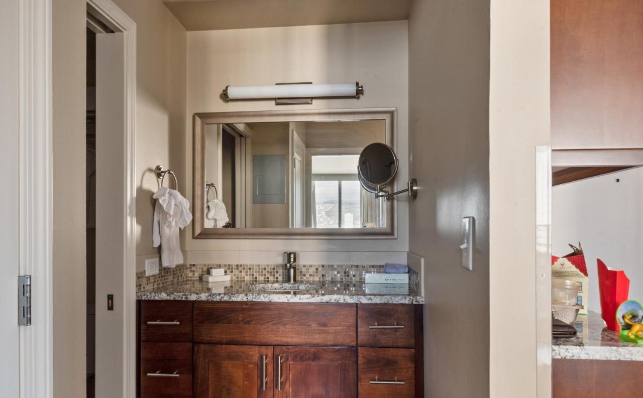 Private One Bedroom Condo, With Corporate Rental Car Savings Code Included, Free Onsite Parking Honolulu Exterior foto