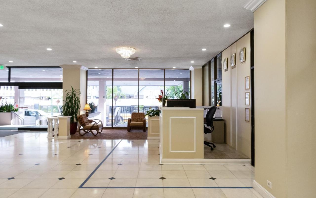 Private One Bedroom Condo, With Corporate Rental Car Savings Code Included, Free Onsite Parking Honolulu Exterior foto